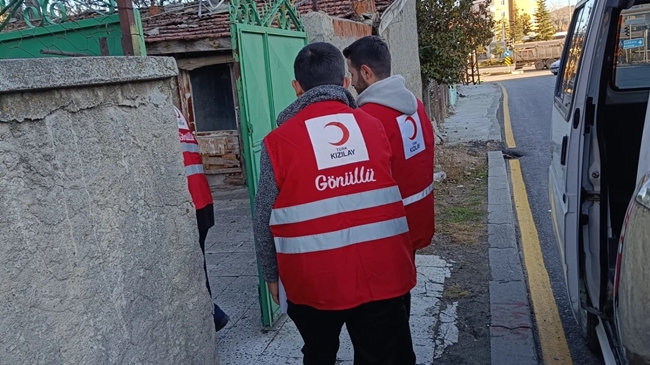 KIZILAY'DAN 65 AÄ°LEYE YARDIM!