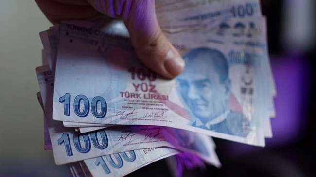 MEMUR VE EMEKLÄ°LERÄ°NÂ ZAM ORANI BELLÄ° OLDU