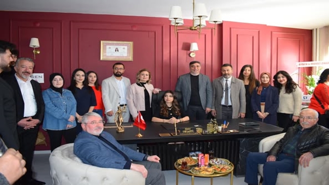 ELİF GAZEL’İN HUKUK  BÜROSU HİZMETE AÇILDI