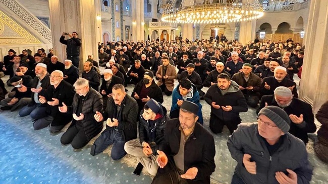 ÇORUM’DA BAYRAM NAMAZI 07:15’TE KILINACAK