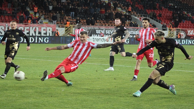 Ã‡ORUM FK, BOLUâ€™YU Ä°KÄ°NCÄ° YARIDA Ã‡Ã–ZDÃœ