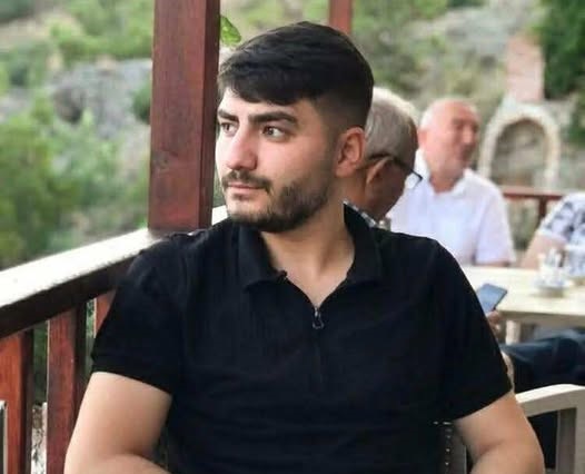 25 YAŞINDA HASTALIĞA YENİK DÜŞTÜ