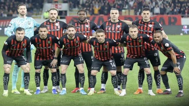 ÇORUM FK, PENDİK’TE ÇIKIŞ ARIYOR