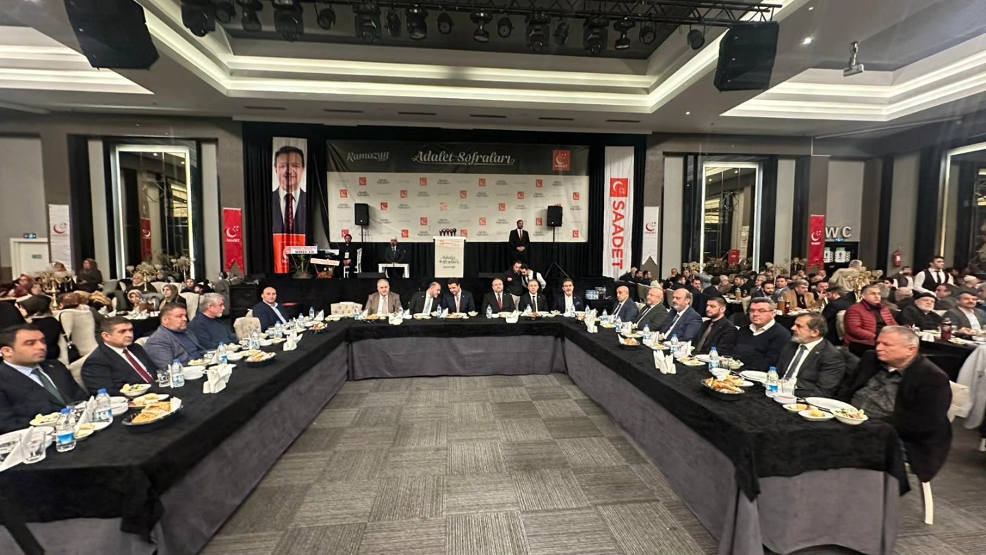SAADET, “ADALET SOFRASI” KURDU