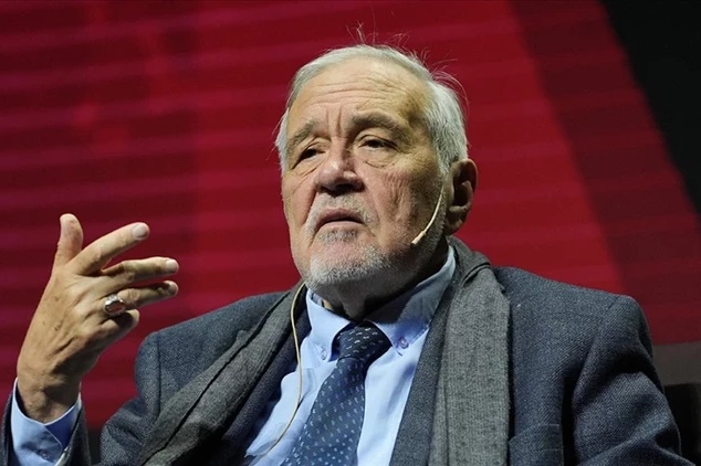  İLBER ORTAYLI HAYATINI KAYBETTİ