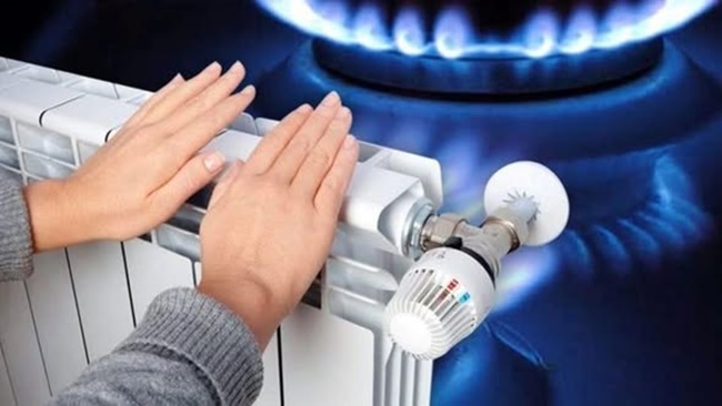 SUNGURLU HALKI, 19 YILDIR  DOĞALGAZ ATEŞİYLE ISINIYOR