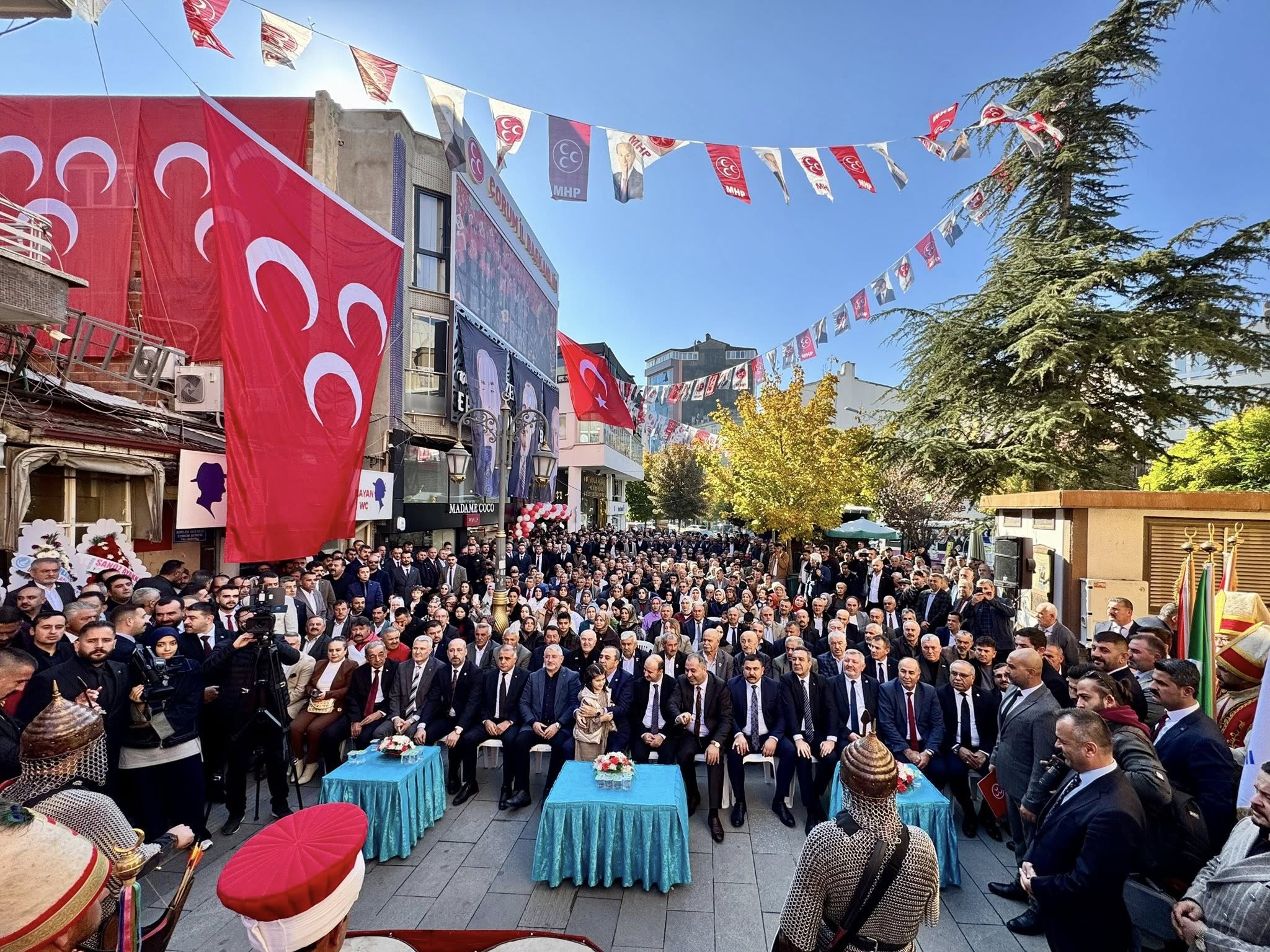 AŞGIN: LİDERLERİMİZİN ARKASINDA  ÖLÜMÜNE DURMAYA DEVAM EDİYORUZ