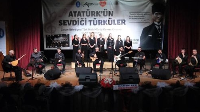 ATATÃœRK'ÃœN SEVDÄ°ÄžÄ° TÃœRKÃœLERÄ° SESLENDÄ°RDÄ°LER