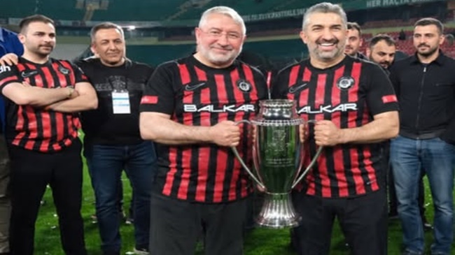 SAVAŞ BALÇIK’A ANLAMLI VEFA!