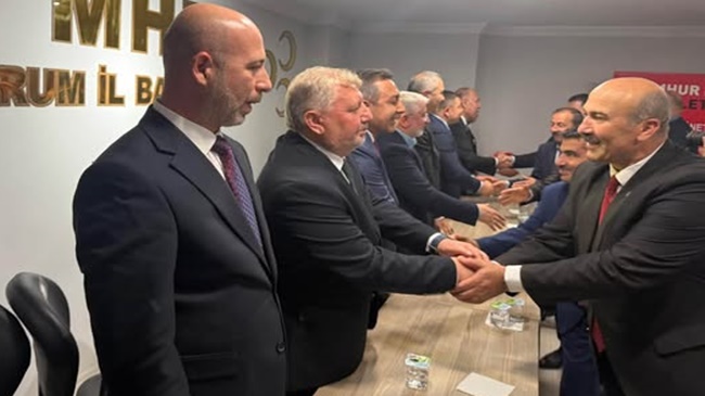MHP’DE YOĞUN KATILIMLI BAYRAMLAŞMA!